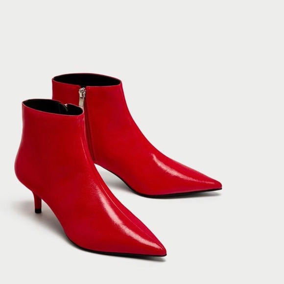 red pointy toe boots